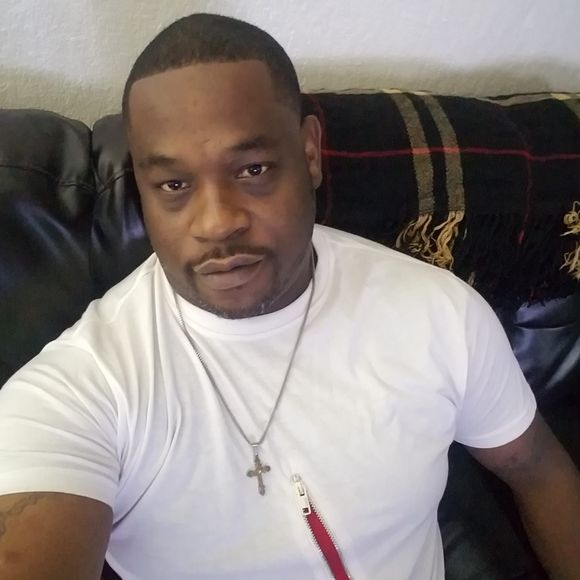 Meet your Posher, Devone - Picture 1 of 1